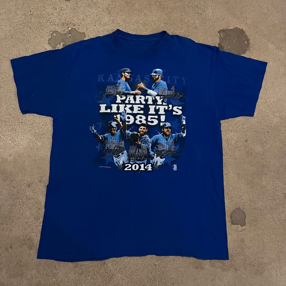 00s Royal Tee